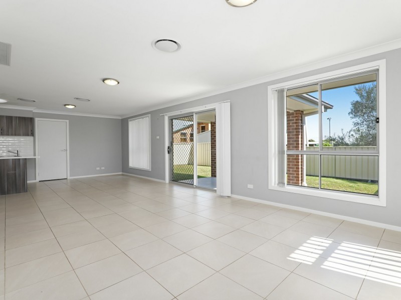 2/45A Branxton Street, Greta NSW 2334