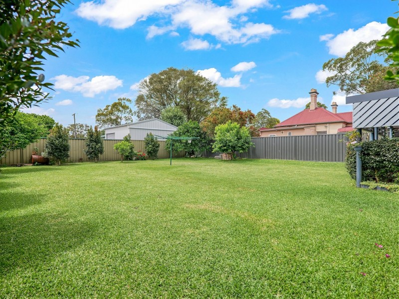 14 Broughton Street, Singleton NSW 2330