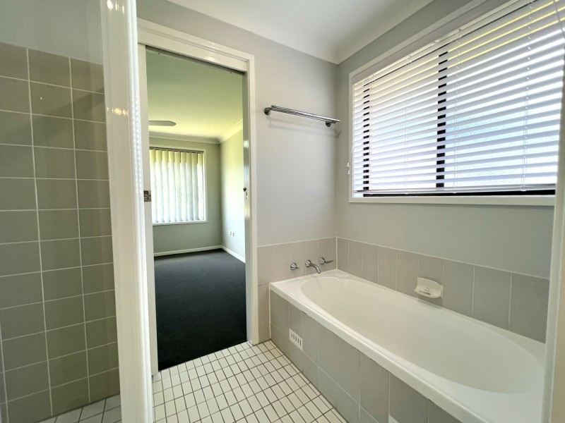 9 Dalmeny Close, Singleton NSW 2330