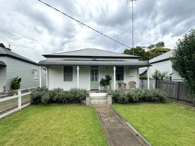 16 Gas Street, Singleton NSW 2330