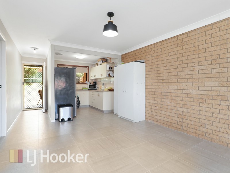 8 Button Close, Singleton NSW 2330