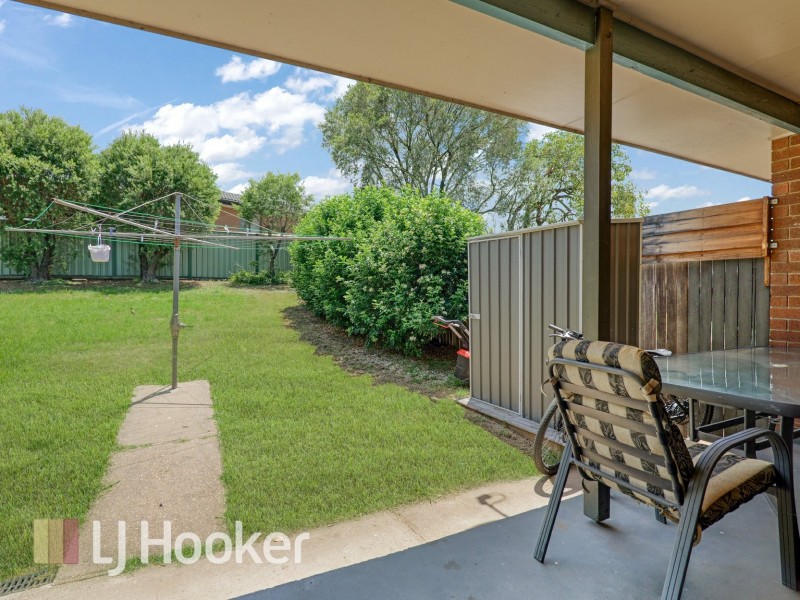 8 Button Close, Singleton NSW 2330
