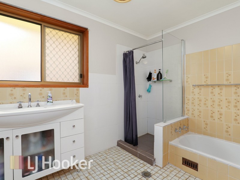 8 Button Close, Singleton NSW 2330