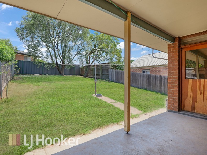 8 Button Close, Singleton NSW 2330