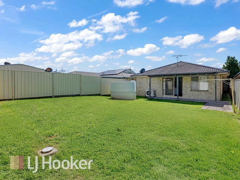 2/14 Dargin Close, Singleton NSW 2330