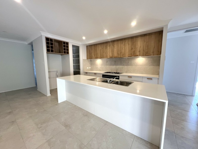 58 Barclay Drive, North Rothbury NSW 2335