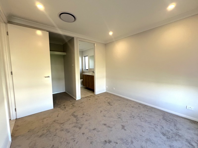 58 Barclay Drive, North Rothbury NSW 2335