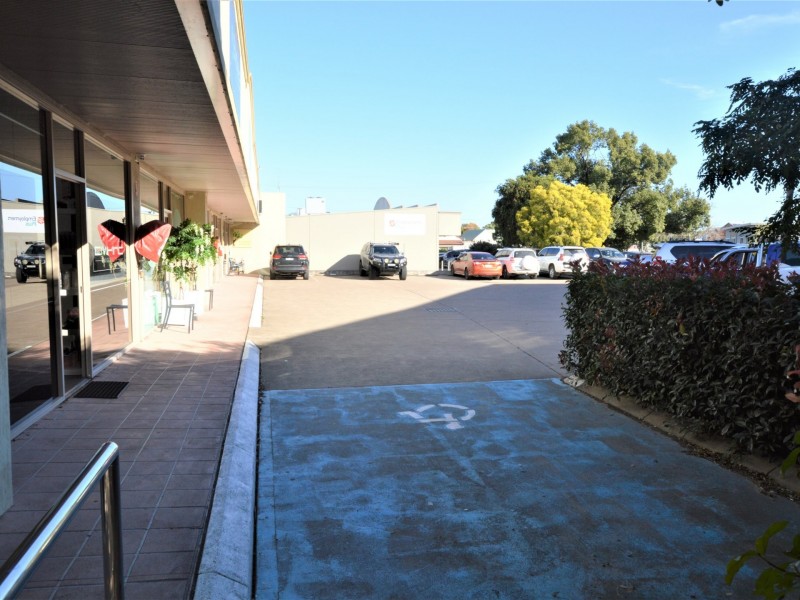 1/1 Laurel Lane, Singleton NSW 2330