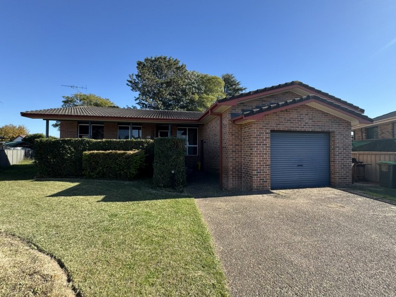 2 Belah Place, Singleton NSW 2330