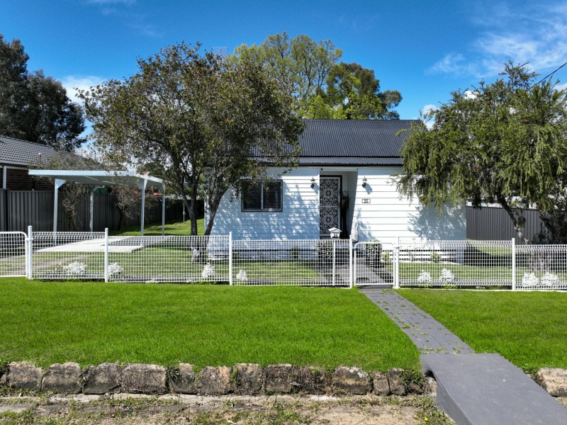 25 Wyndham Street, Greta NSW 2334
