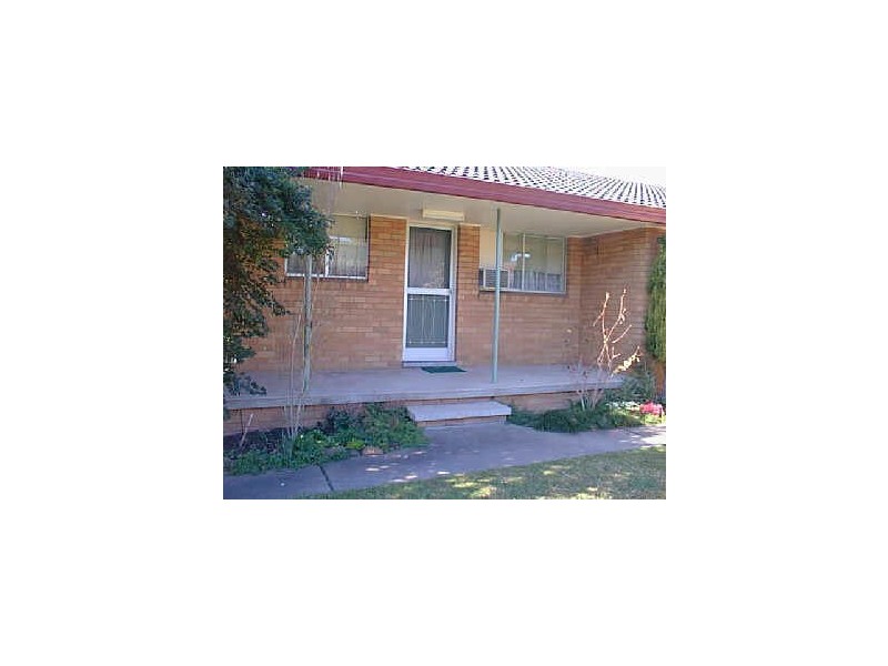 2/38 Howe Street, Singleton NSW 2330