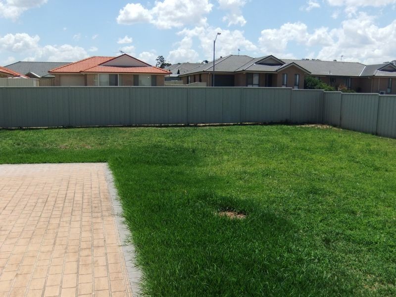 78 Casey Drive, Singleton NSW 2330