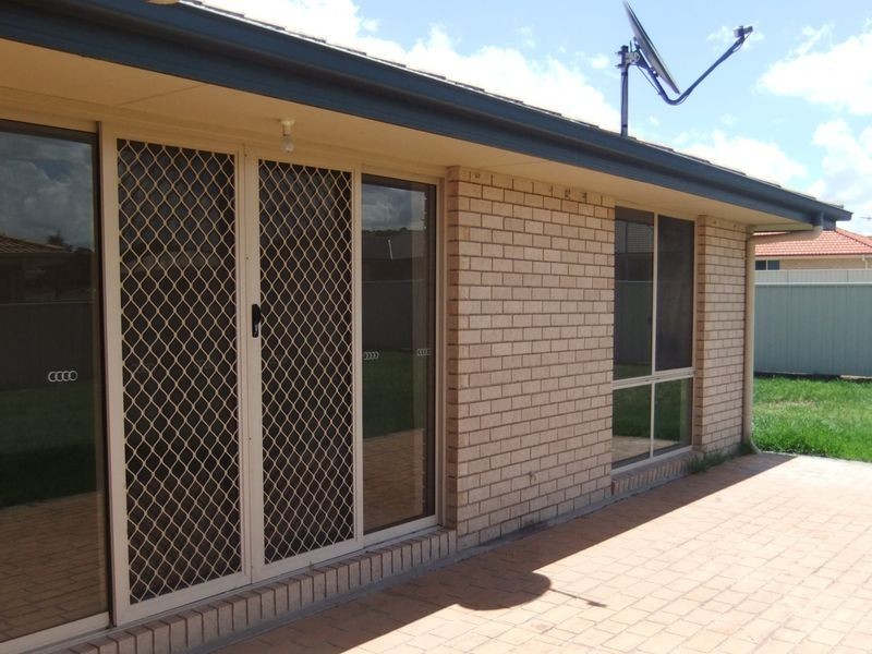 78 Casey Drive, Singleton NSW 2330