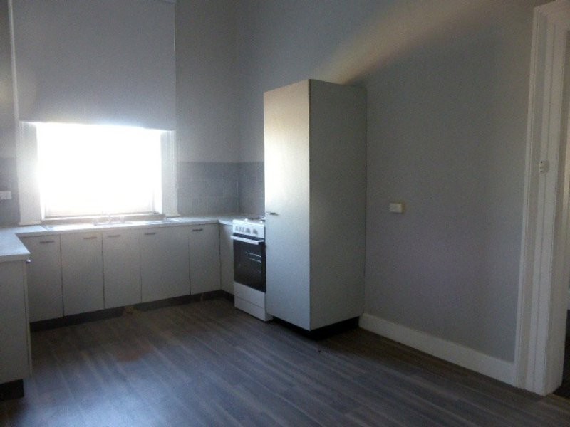 2/255 John Street, Singleton NSW 2330