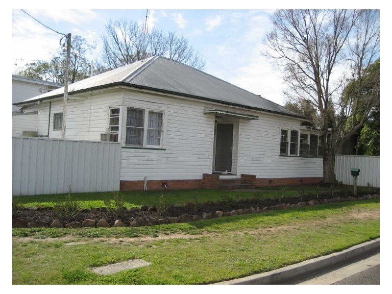 40 Elizabeth Street, Singleton NSW 2330