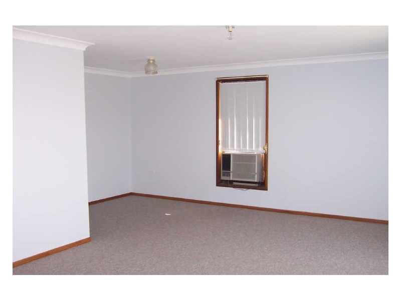 2 Dominion Avenue, Singleton NSW 2330