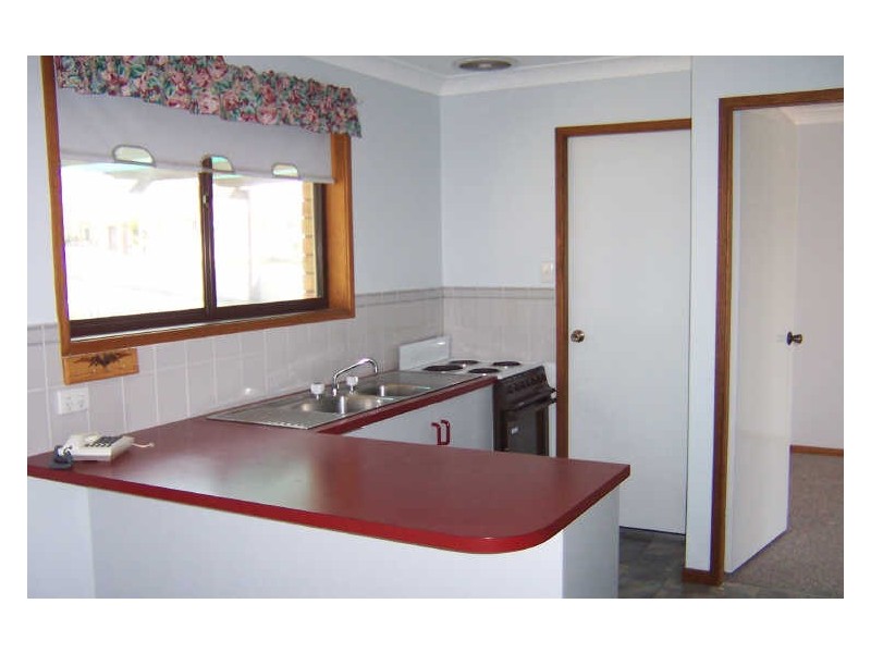 2 Dominion Avenue, Singleton NSW 2330