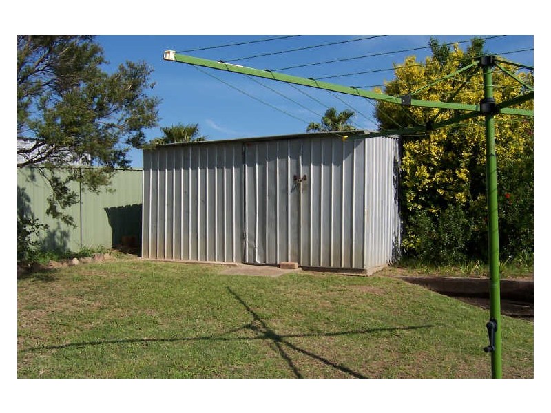 2 Dominion Avenue, Singleton NSW 2330