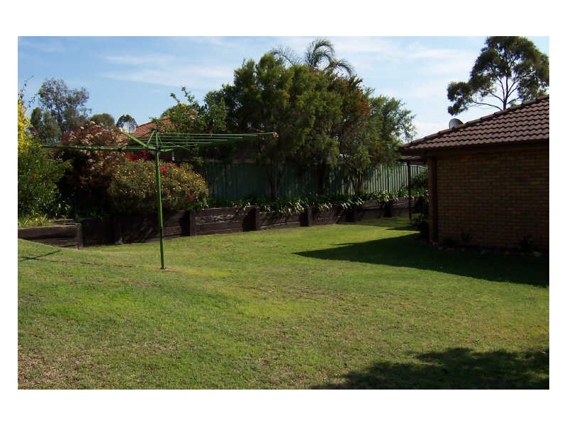 2 Dominion Avenue, Singleton NSW 2330