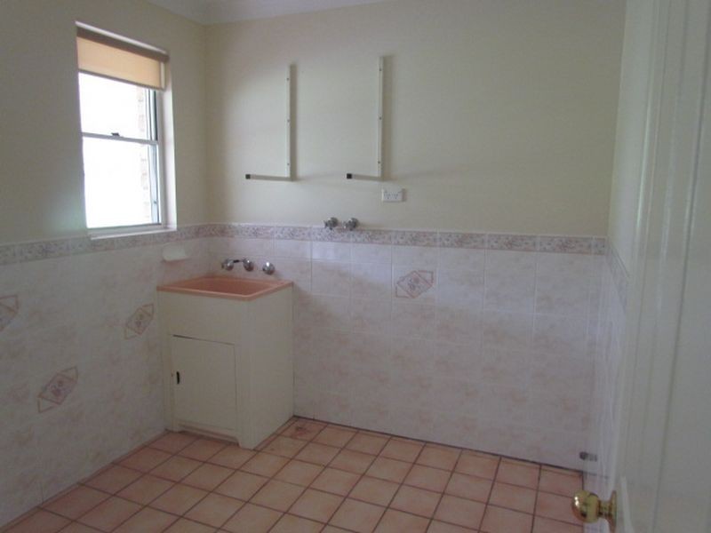 9 Watts Close, Singleton NSW 2330