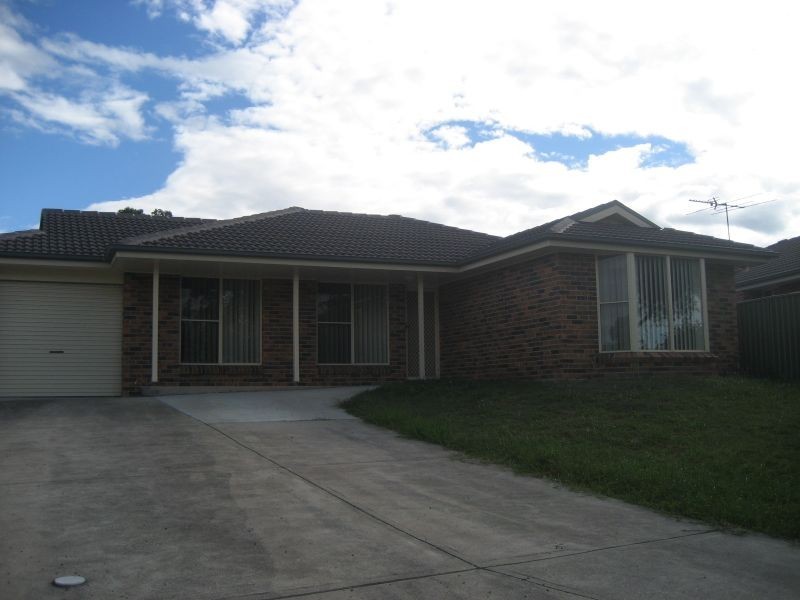 1/4 Marcus Place, Singleton NSW 2330