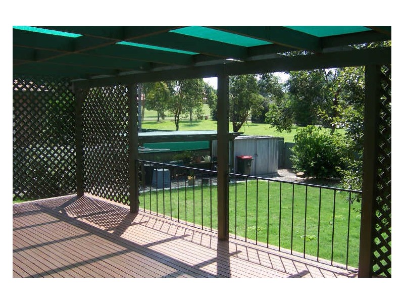 8 Springdale Drive, Singleton NSW 2330