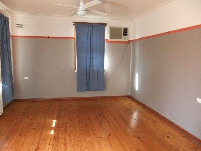 23 Howe Street, Singleton NSW 2330