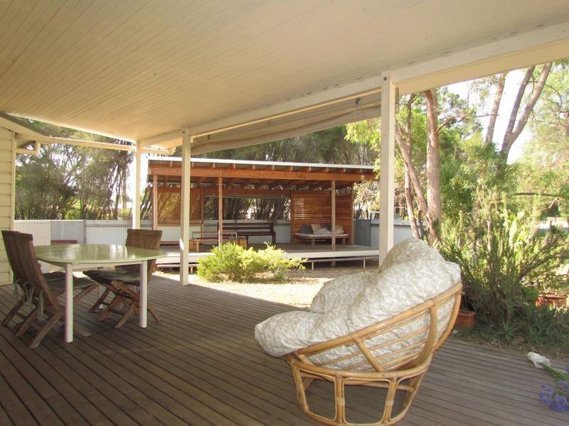 20 Howe Street, Broke NSW 2330