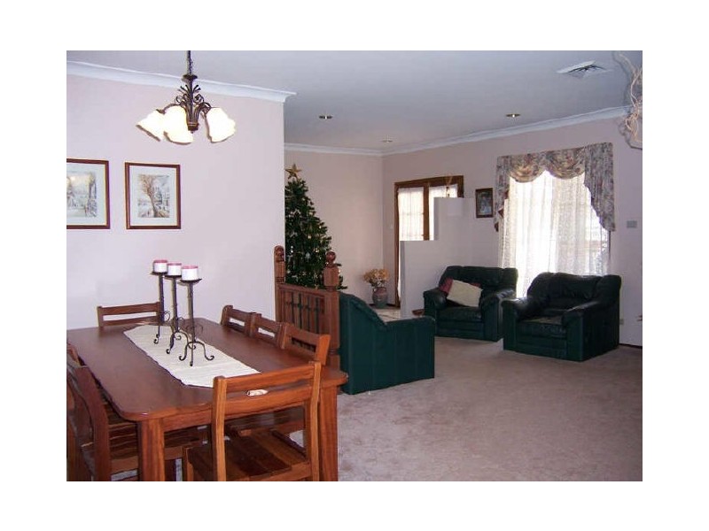 10 Asquith Avenue, Singleton NSW 2330