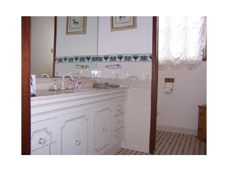 10 Asquith Avenue, Singleton NSW 2330