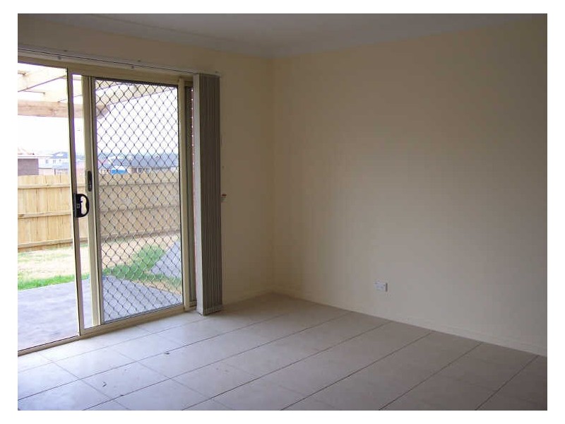 2 Graham Avenue, Singleton NSW 2330