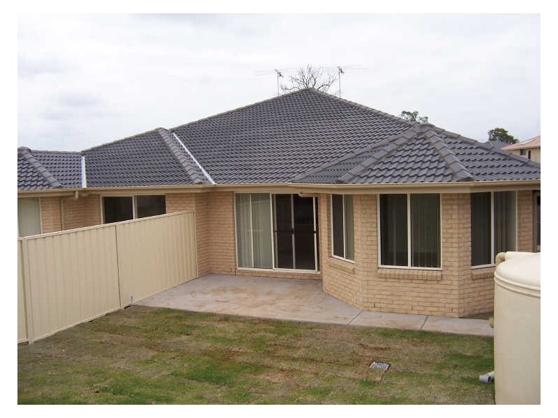 1/162 Gardner Circuit, Singleton NSW 2330