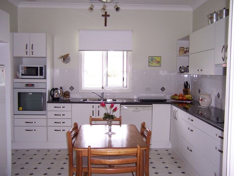 95 Castlereagh Street, Singleton NSW 2330