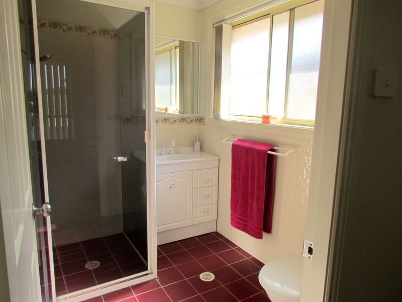 24 Pioneer Road, Singleton NSW 2330