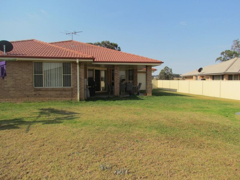24 Pioneer Road, Singleton NSW 2330