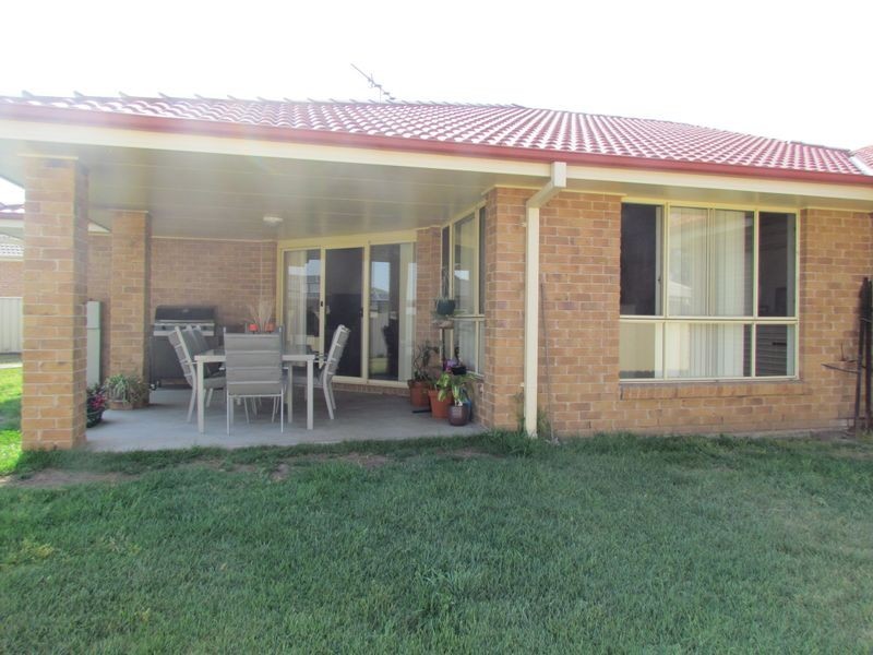 24 Pioneer Road, Singleton NSW 2330