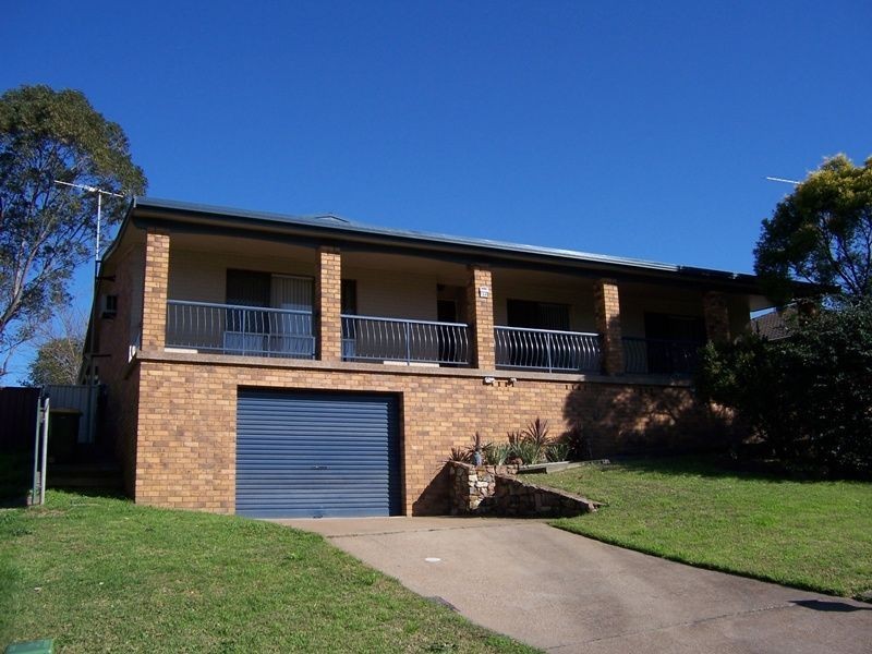24 Simpson Terrace, Singleton NSW 2330