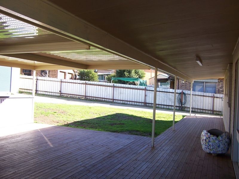 24 Simpson Terrace, Singleton NSW 2330