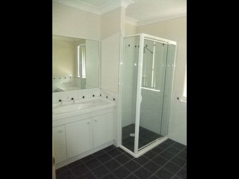 86 Casey Drive, Singleton NSW 2330