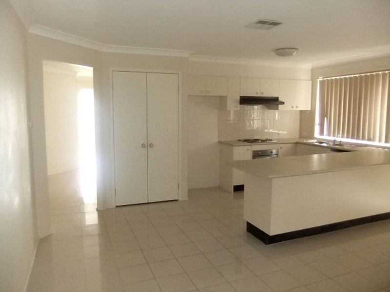 86 Casey Drive, Singleton NSW 2330