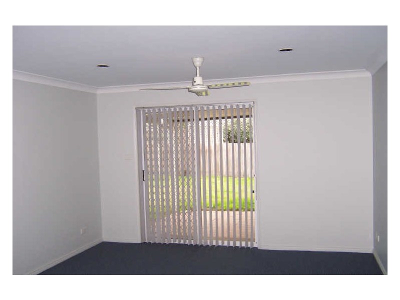 8 Wilmot Place, Singleton NSW 2330