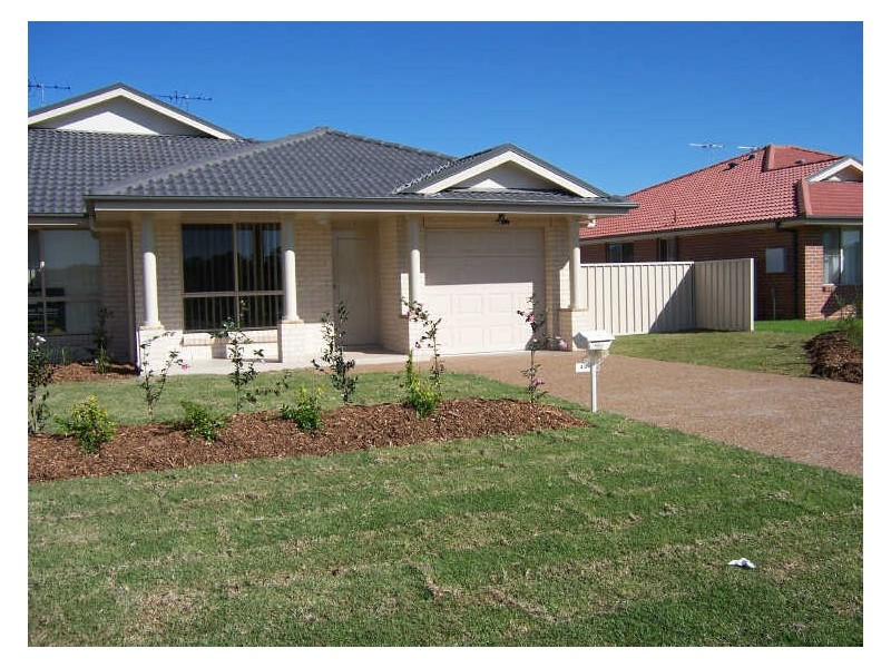 2/44 Pioneer Road, Singleton NSW 2330