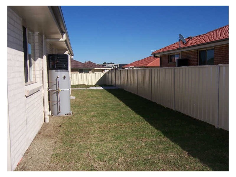 2/44 Pioneer Road, Singleton NSW 2330