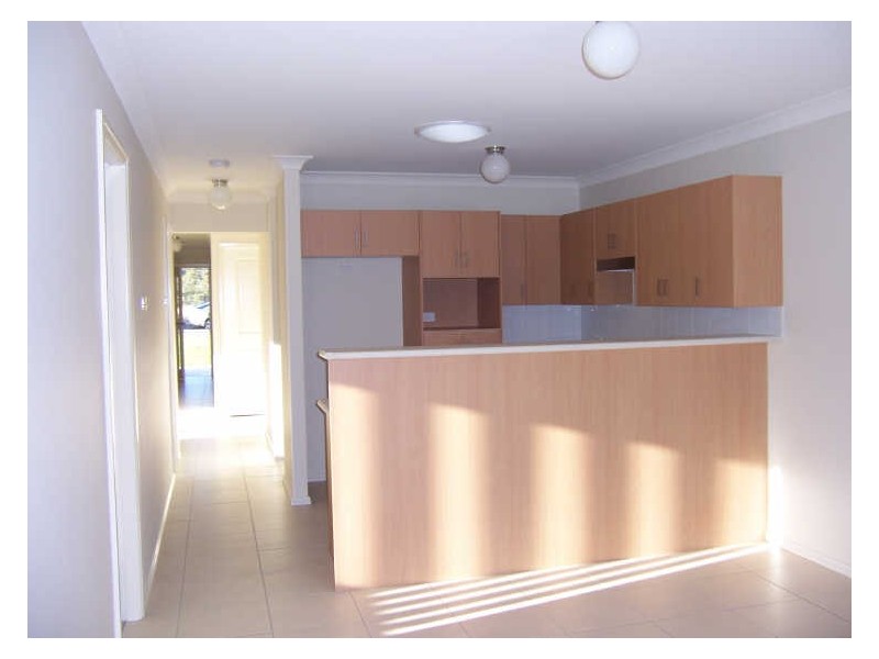 2/30 Pioneer Road, Singleton NSW 2330
