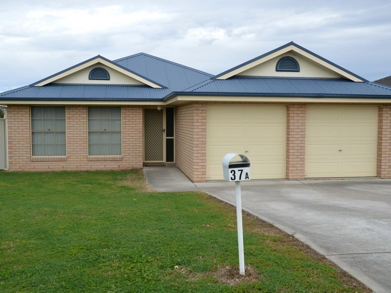 37a Sinclair Avenue, Singleton NSW 2330