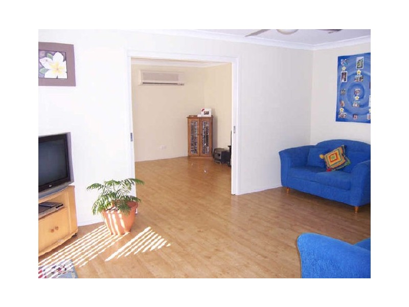 4 McMahons Way, Singleton NSW 2330