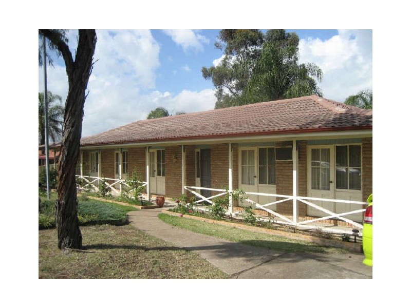 24 D’Arbon Avenue, Singleton NSW 2330