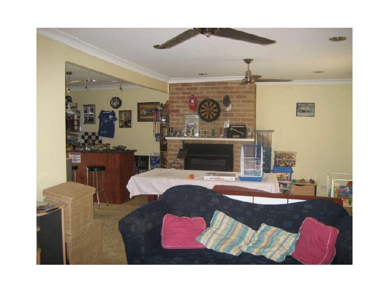 24 D’Arbon Avenue, Singleton NSW 2330