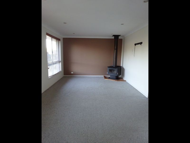 30 Madden Parade, Singleton NSW 2330