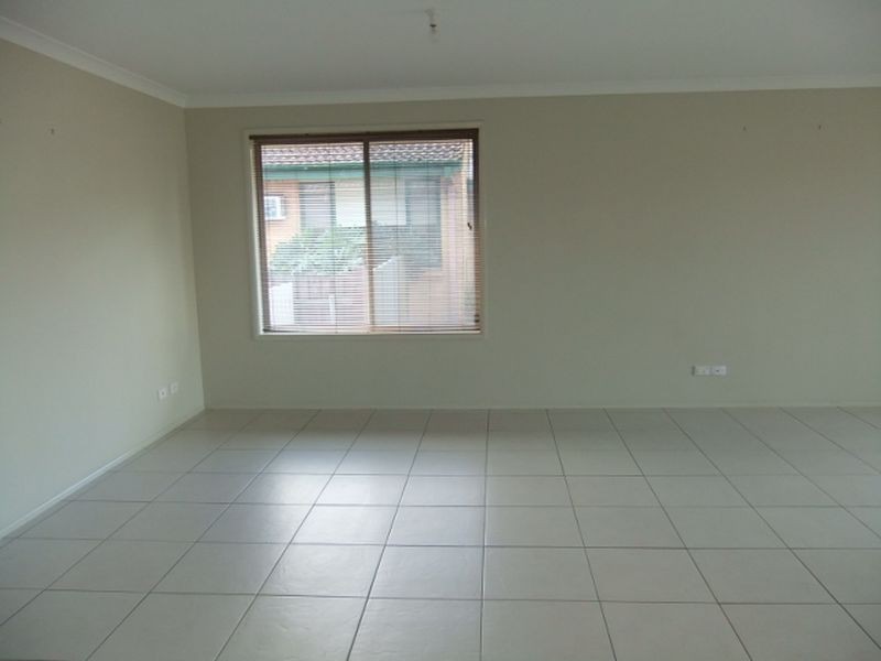 25 Waterhouse Avenue, Singleton NSW 2330